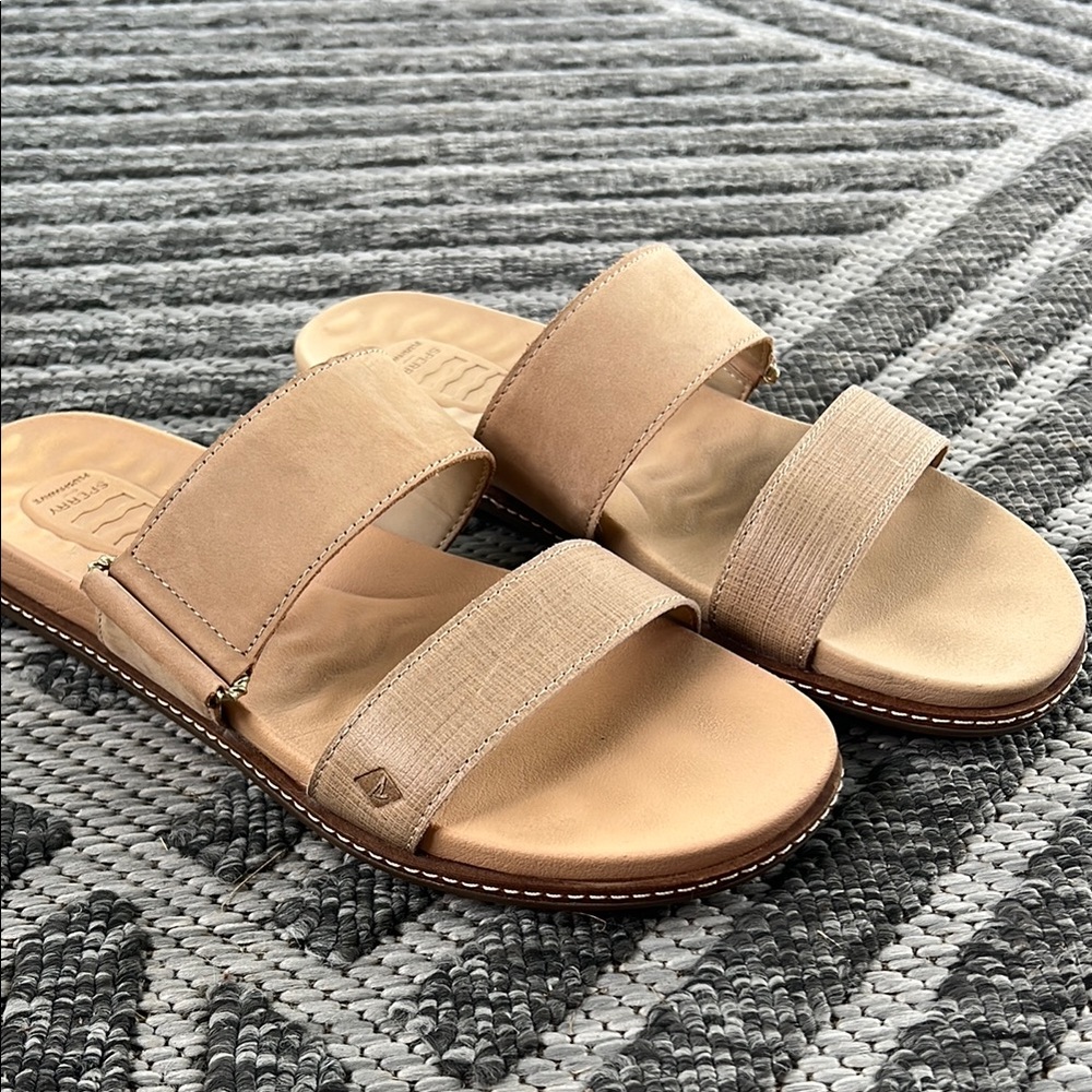 Sperry Sandals size 8.5